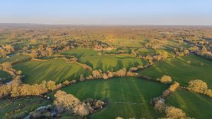 Photo 8- click for photo gallery